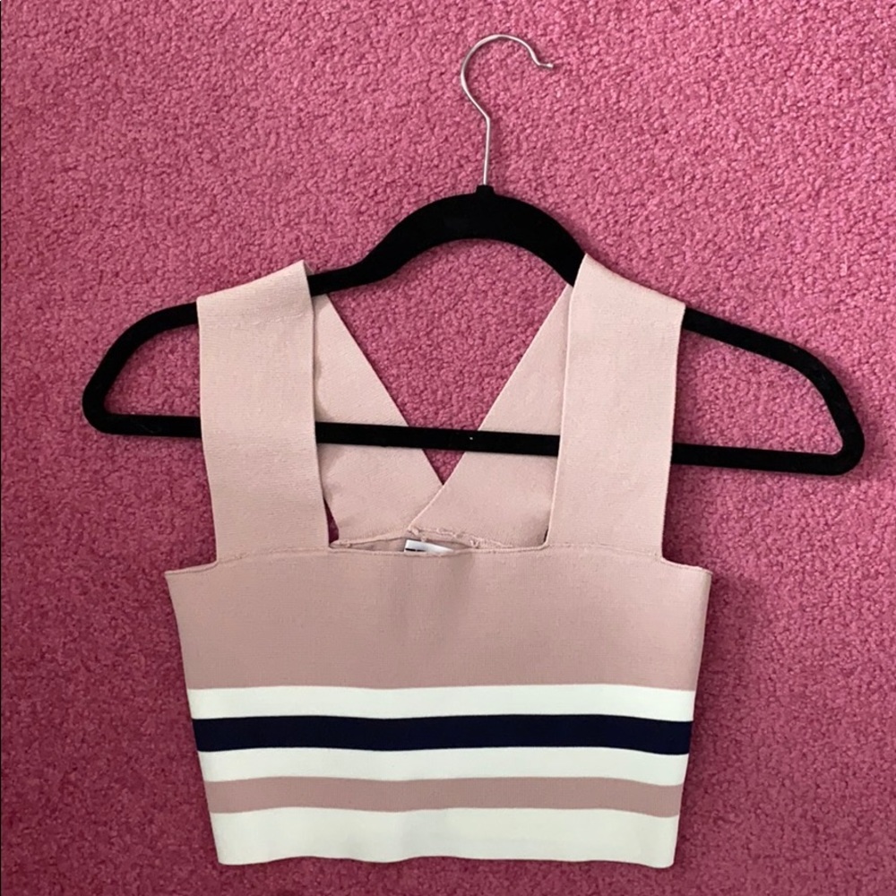 never worn crop top